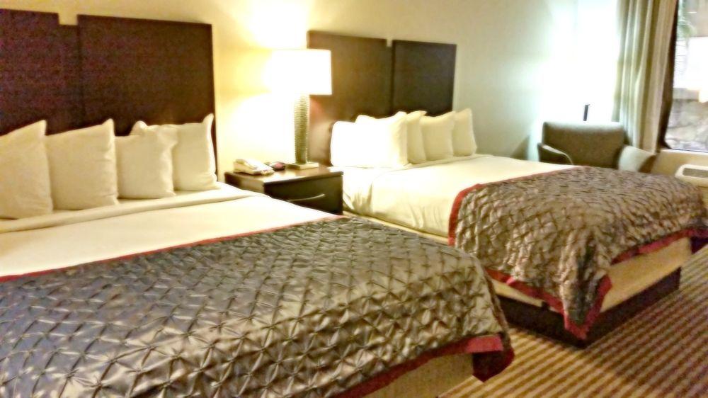 Spark By Hilton Phoenix East Меса Экстерьер фото